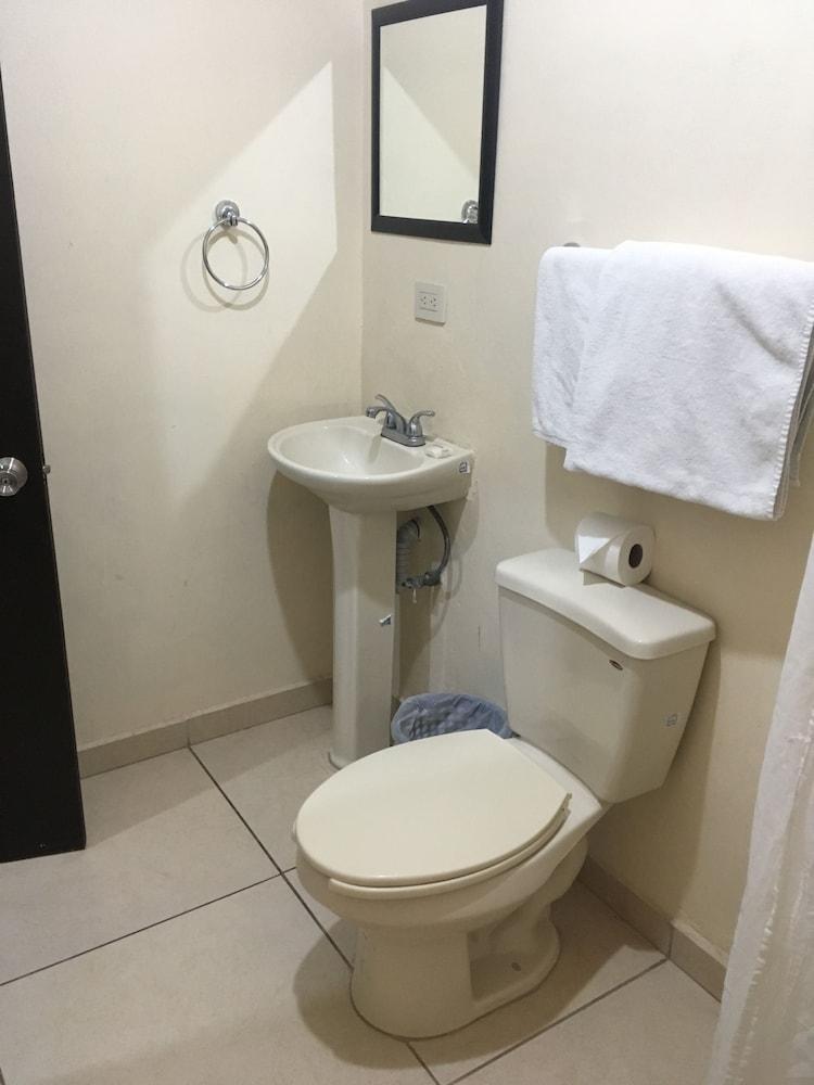 Hgen Rooms & Suites Los Mochis Luaran gambar